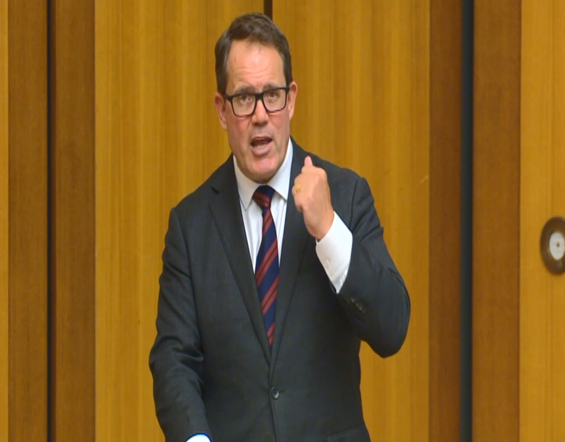 Kids Helpline - a Vital Service for Kids Around the Country. Main Image